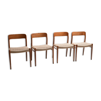 Set of 4 Moller Chairs Model 75