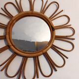 Rattan mirror daisy