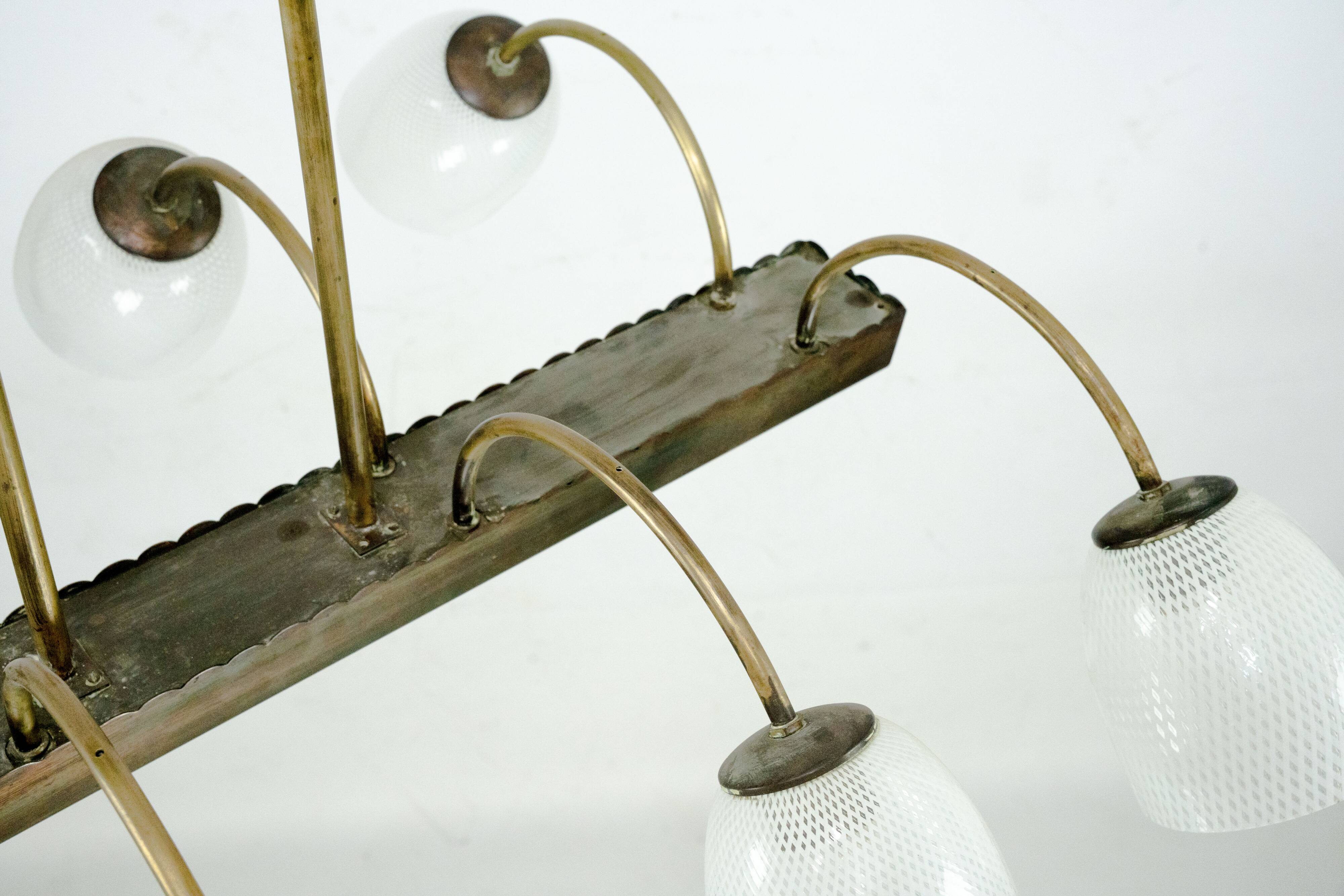 Mid-Century Venini Reticello Glass Chandelier, 8 Arms, Murano, Italy 1940s