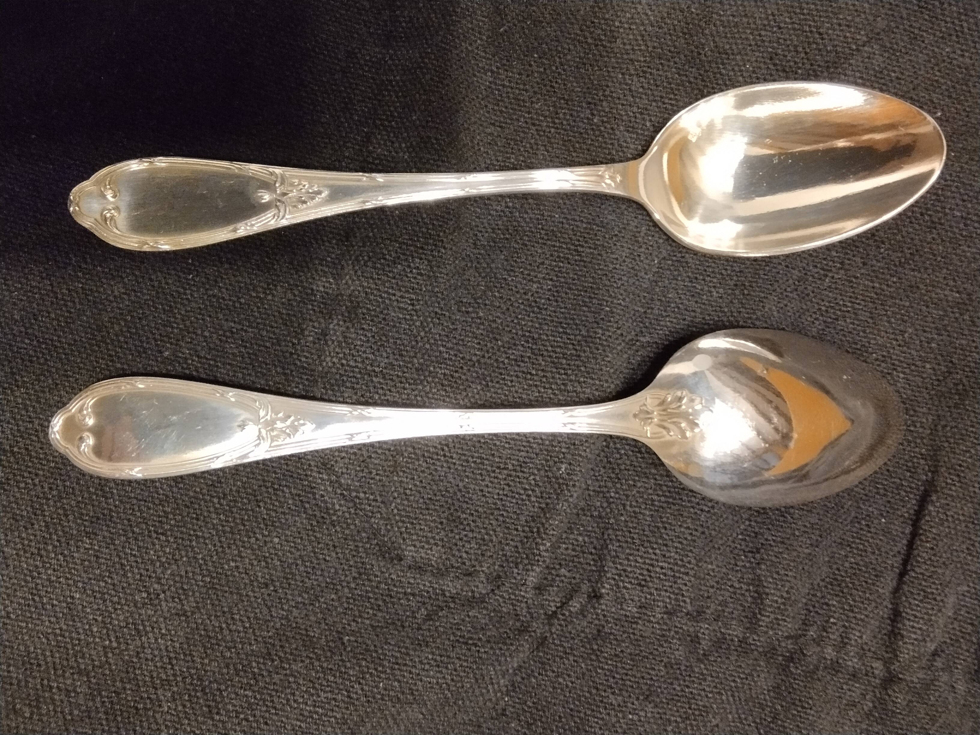 12 silver-plated metal teaspoons by Félix Frères