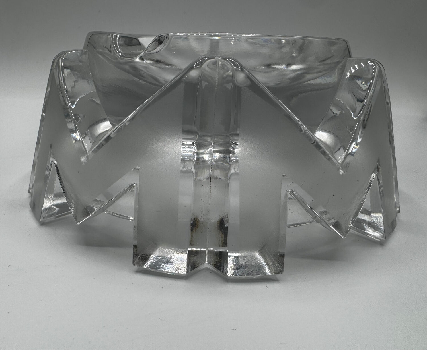 Martell ashtray by Pierre Carmin, luxury version, numbered Baccarat.