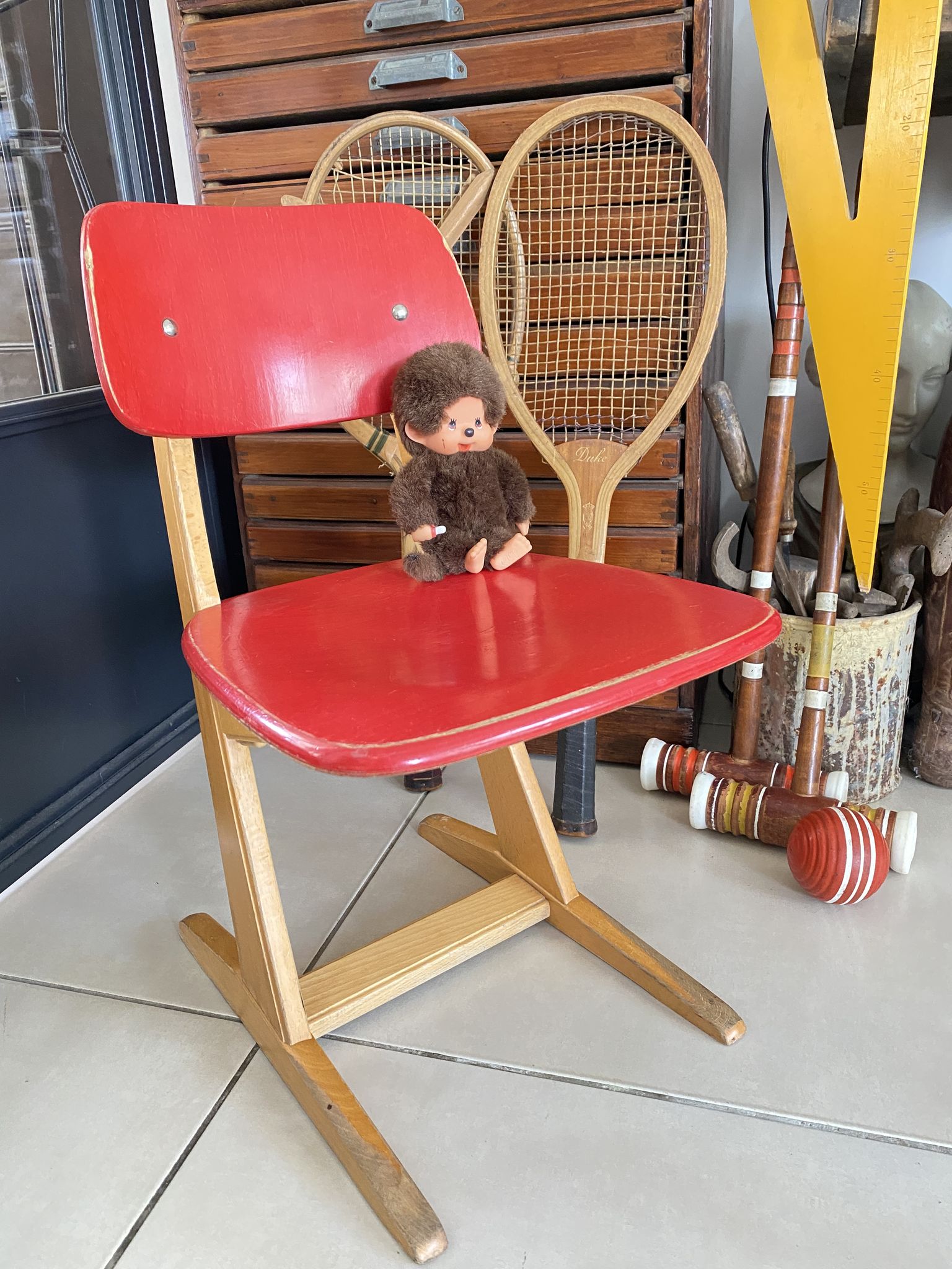 Vintage red Casala children's chair