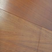 Round dining table in vintage Scandinavian style from the 50s and 60s in teak.