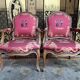 Paire de fauteuils cabriolets de style Louis XV