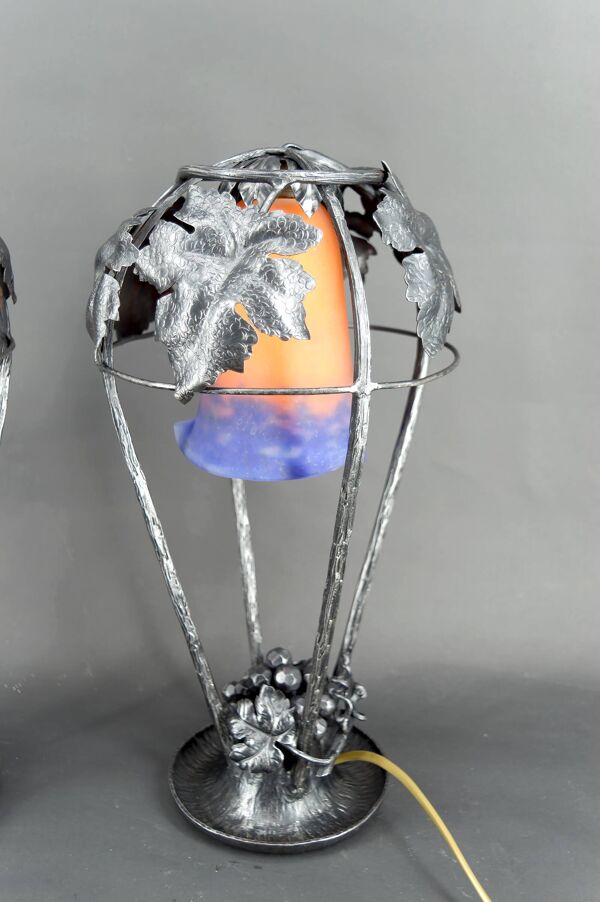 Paire de Lampes Fer Forgé, Thème de la Vigne, Müller Frères, Art Déco, 1925