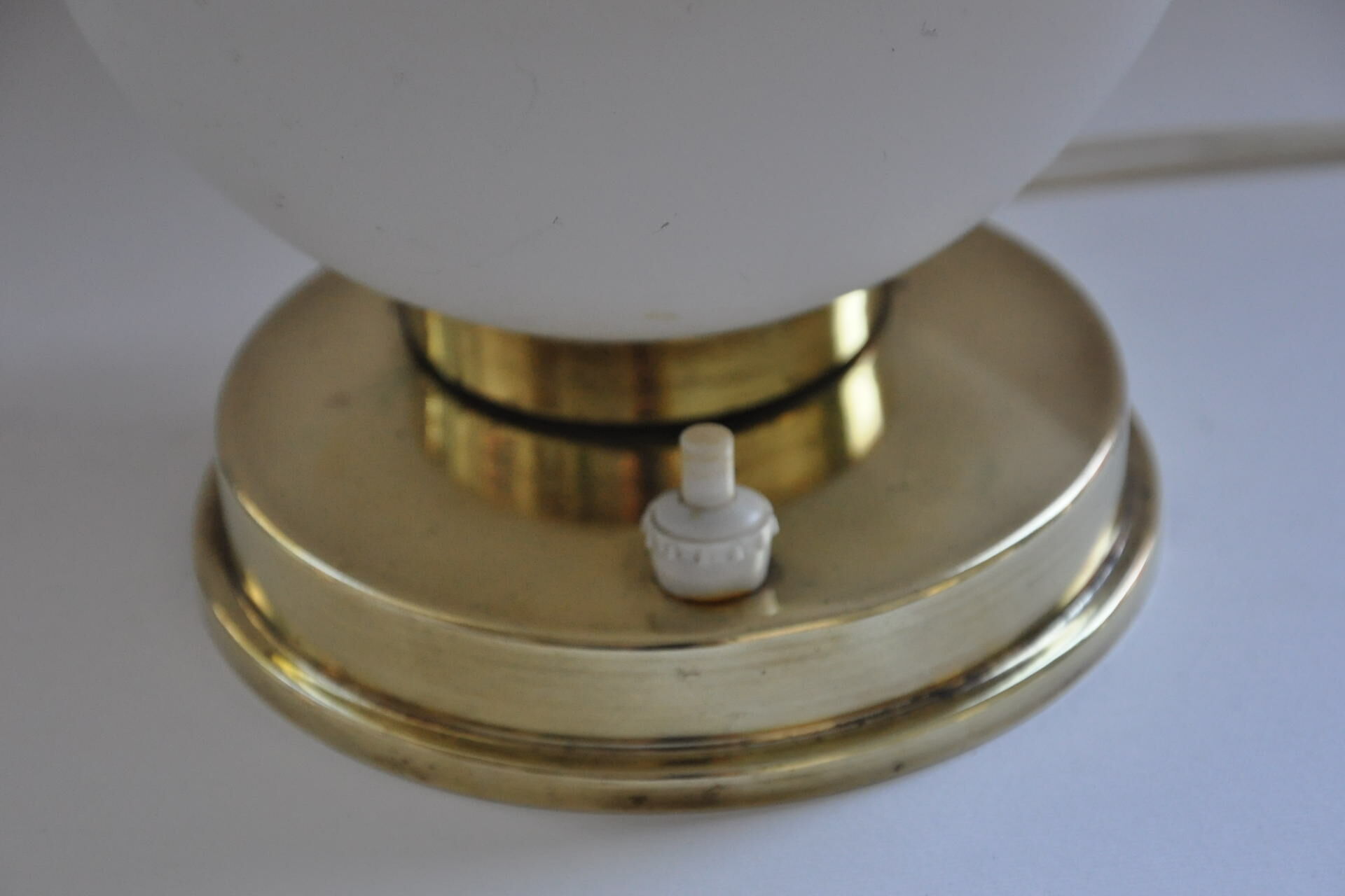 Brass lamp 50s opaline