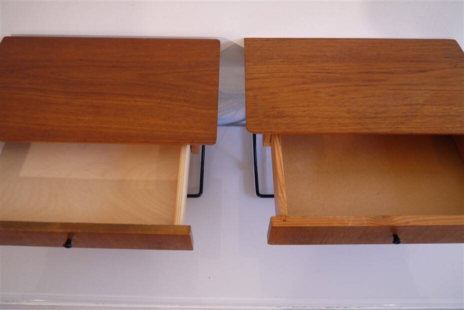 Paire de chevets à suspendre design scandinave 1960
