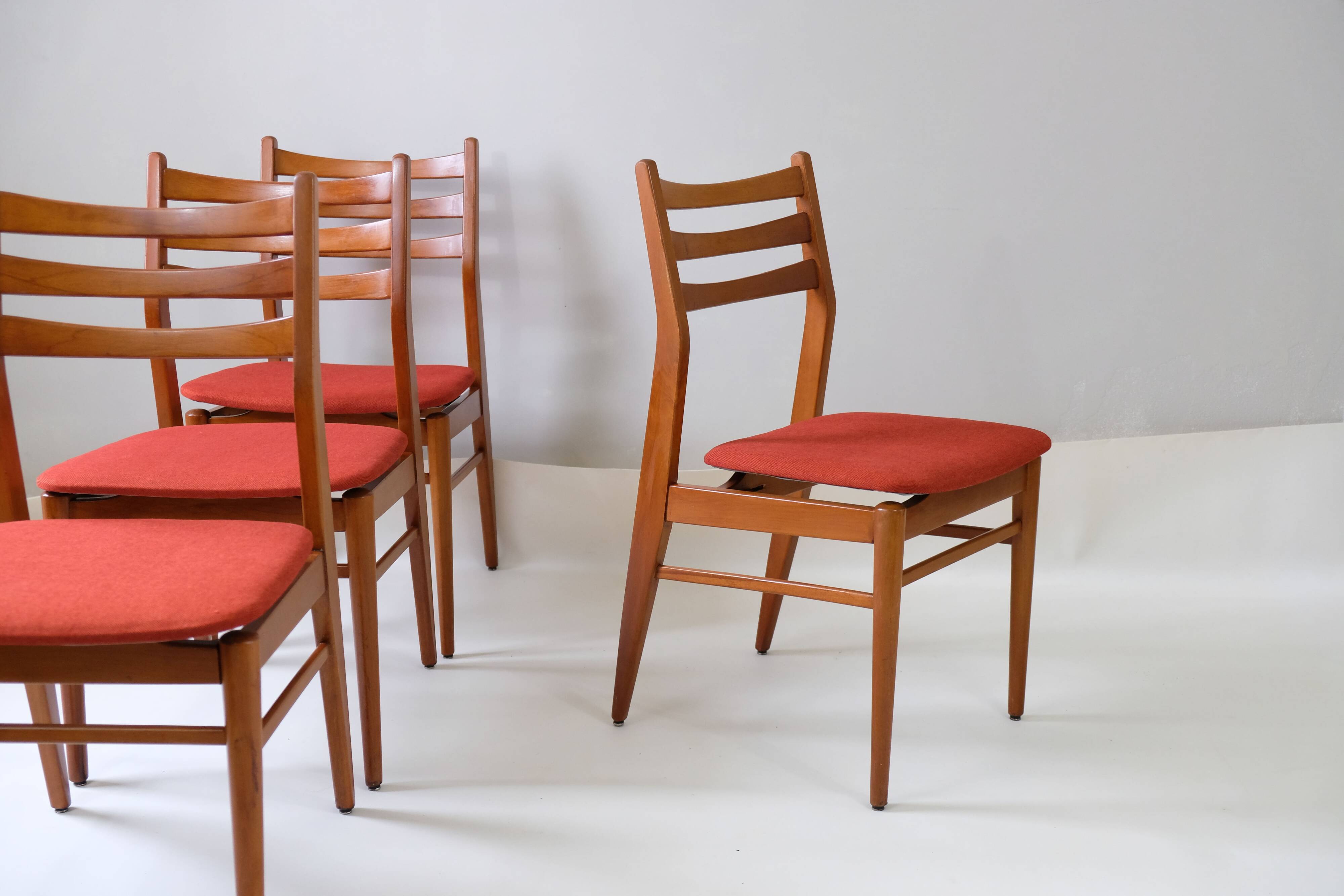 Set of 4 vintage chairs