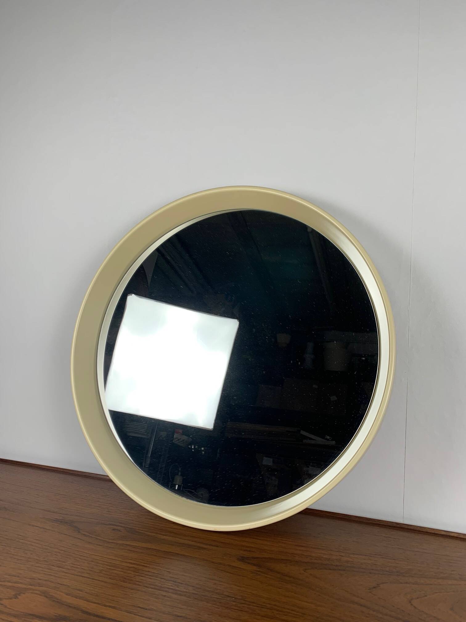 Miroir rond vintage en plastique , 1980, couleur crème
