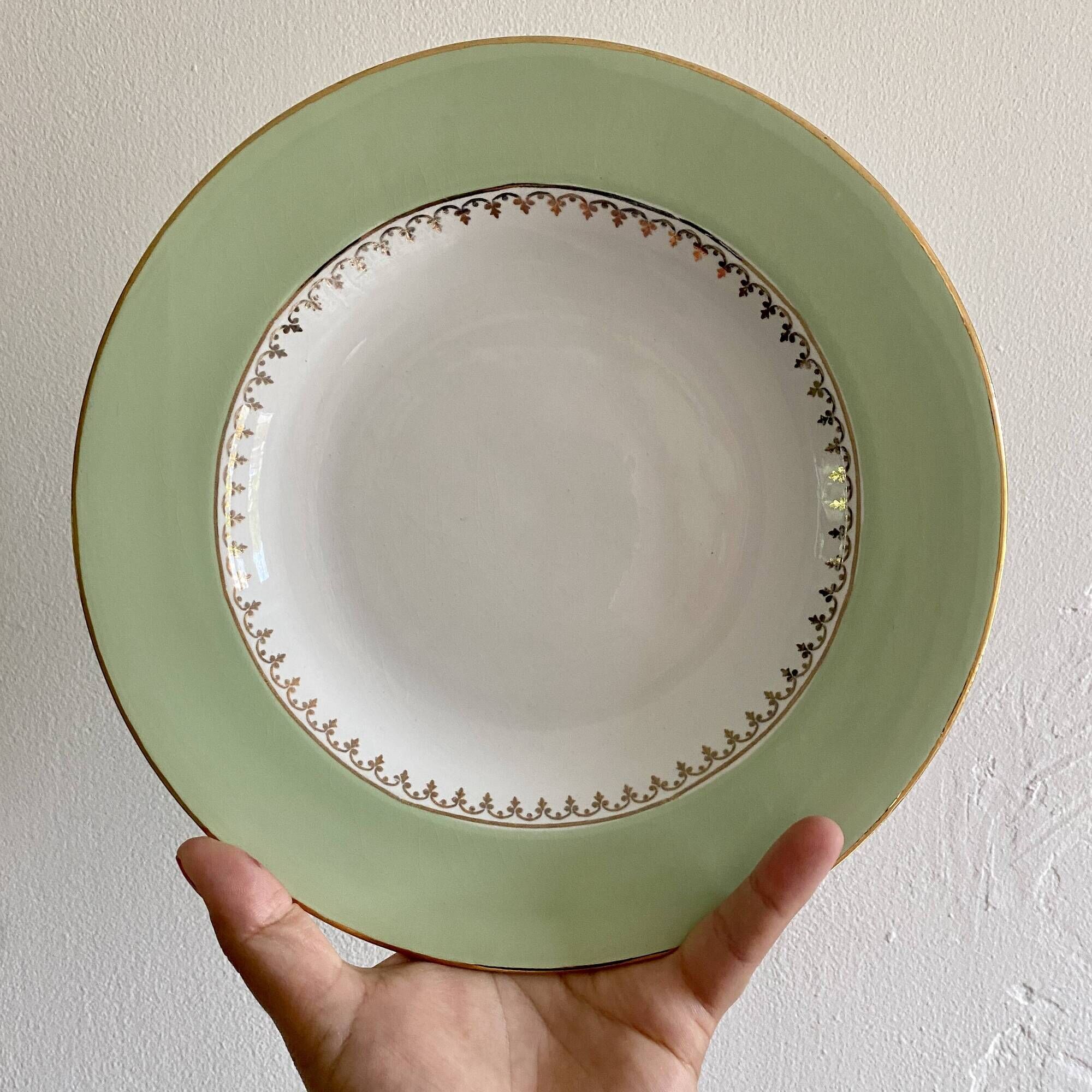 Set of 6 old mint and white hollow plates, the Amandinoise