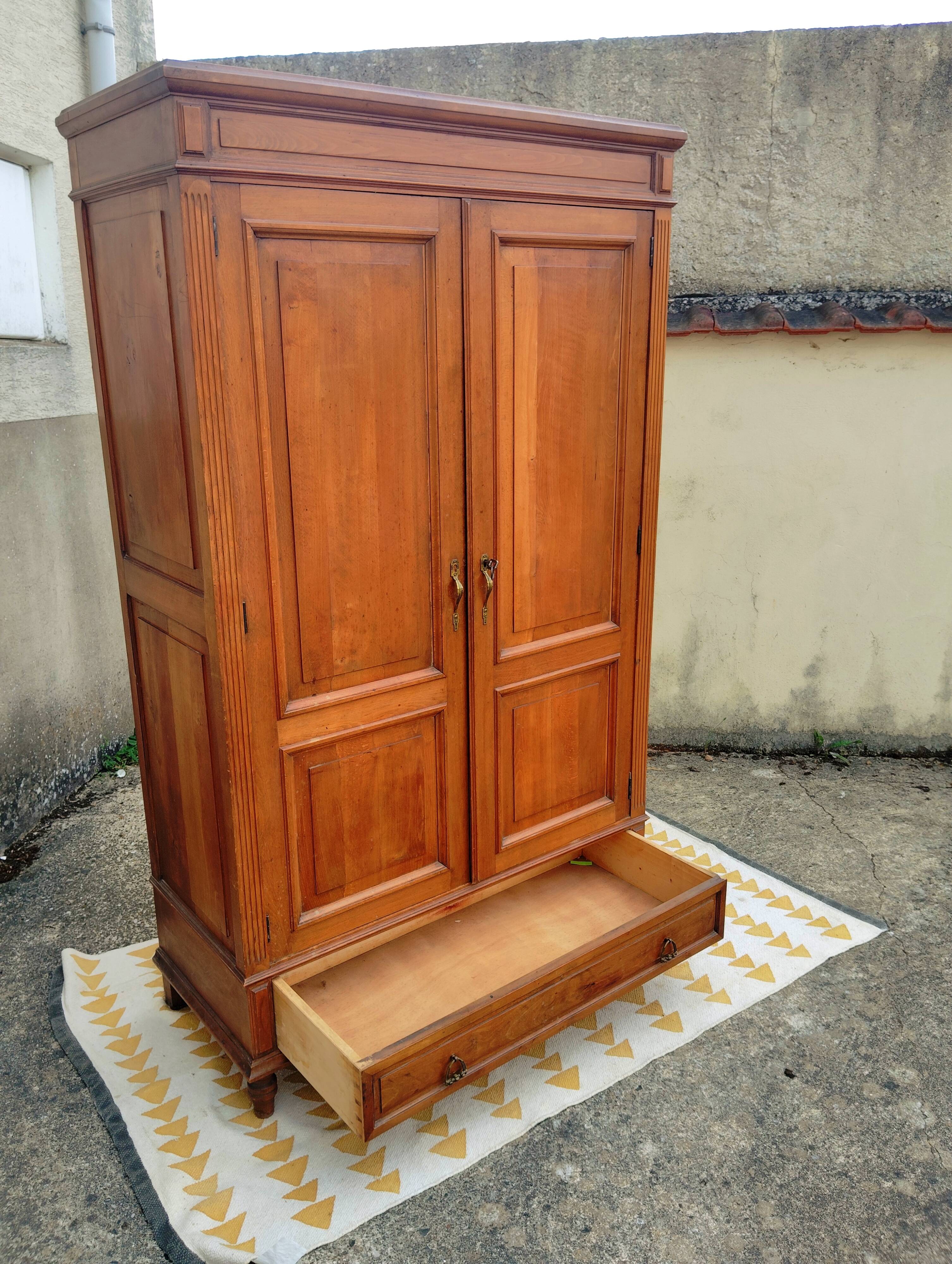 Armoire Parisienne