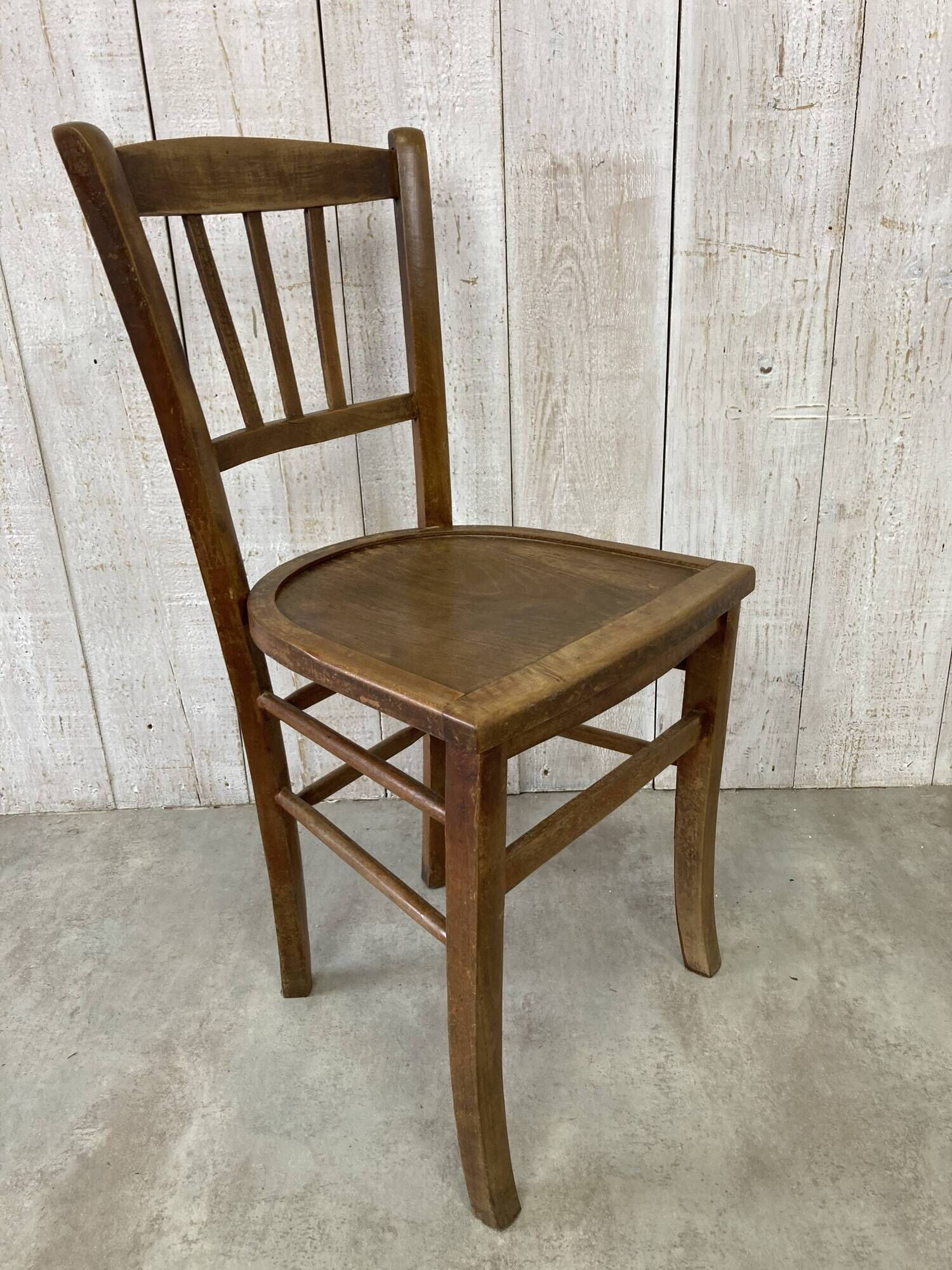 Mismatched bistro chairs x4