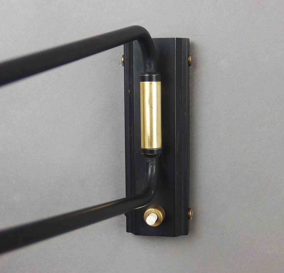 Applique articulée par René Mathieu pour Lunel