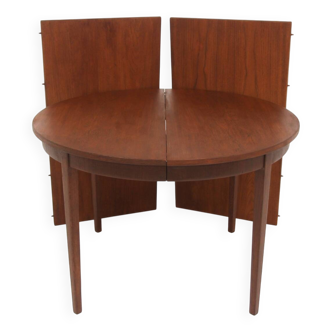 Scandinavian teak and oak dining table, Sweden, 1960s
