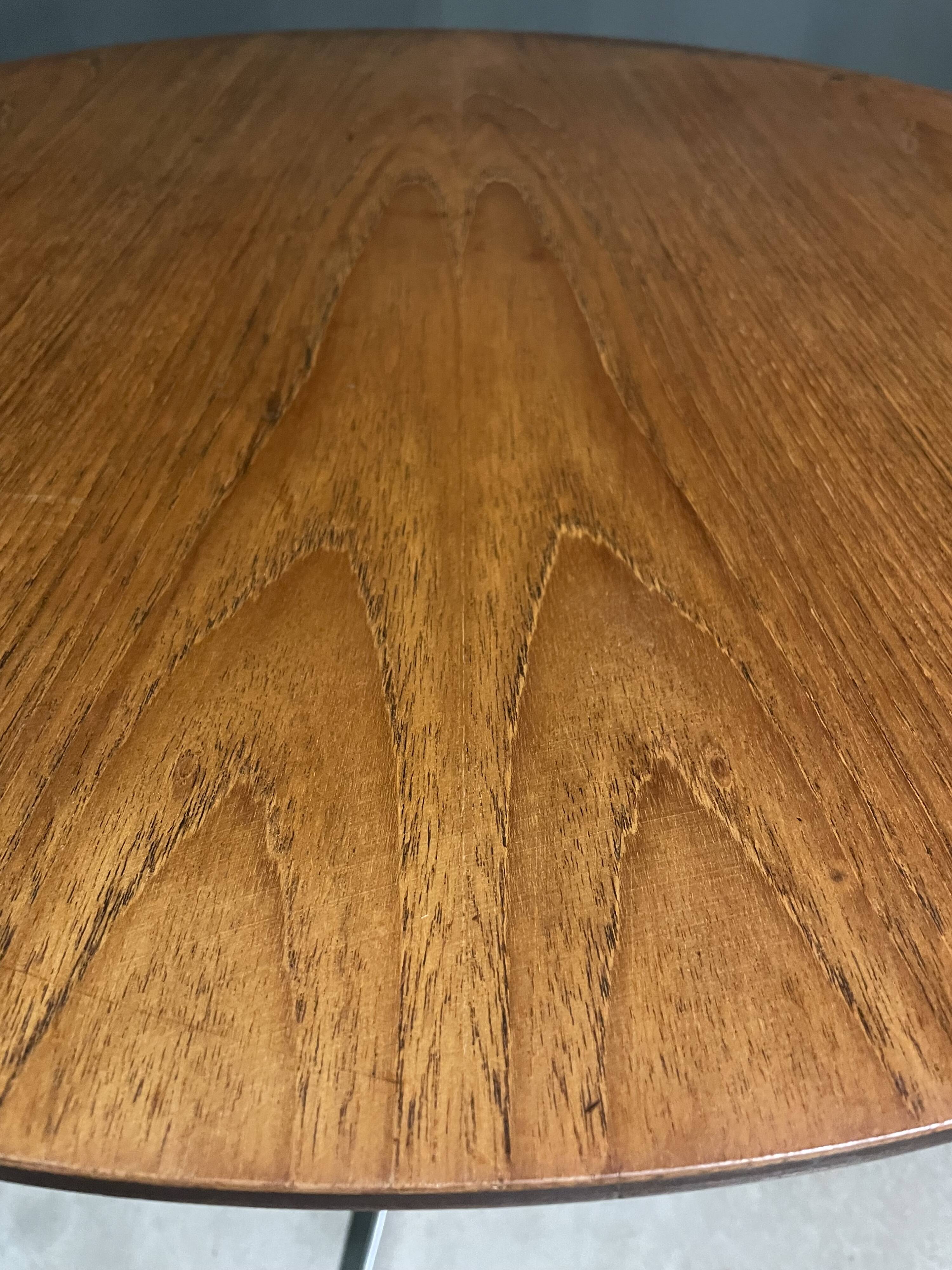 VERY RARE CANNELÉE BASE DINING TABLE BY ARNE JACOBSEN, Fritz Hansen, 1960s