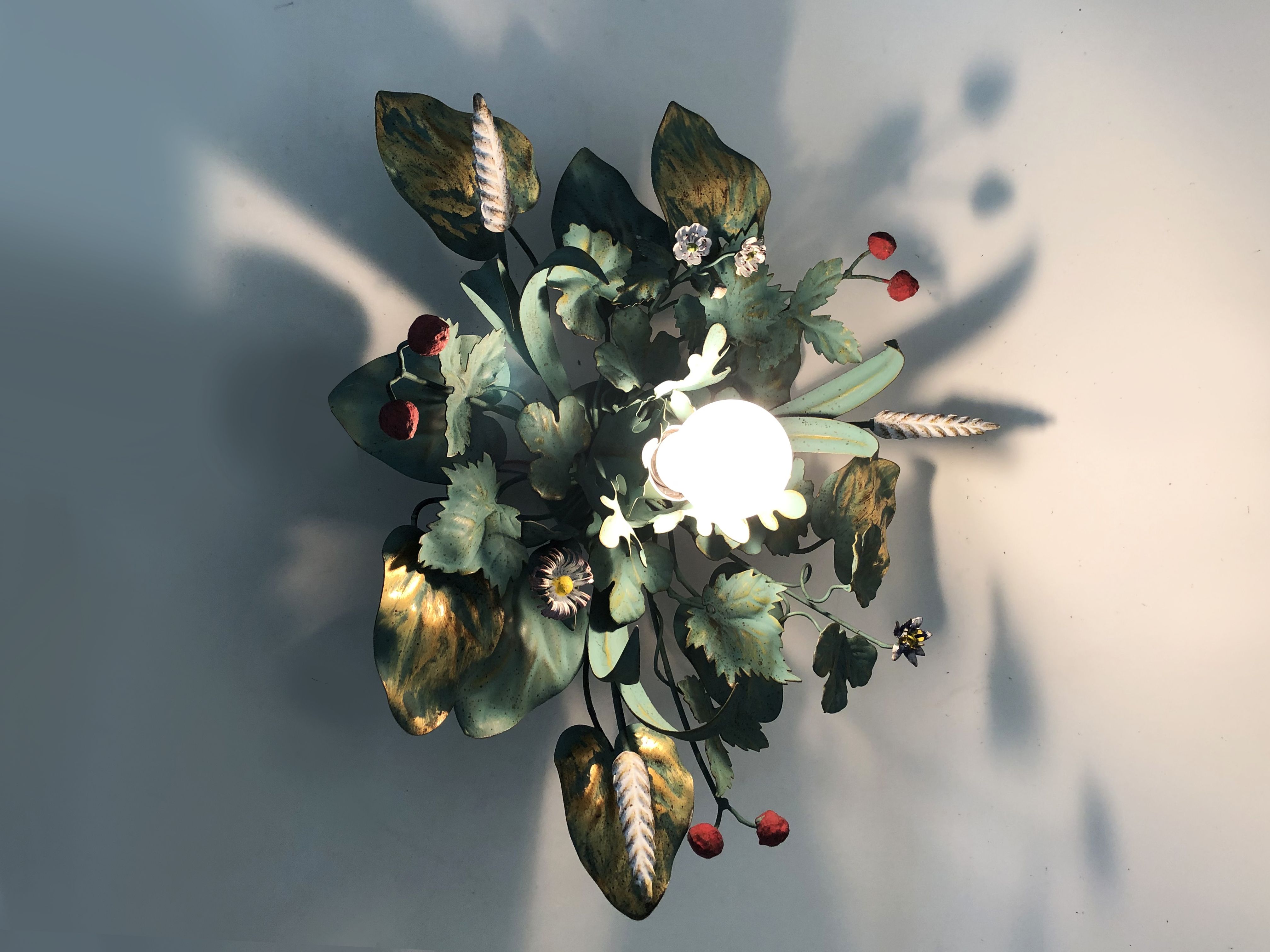 Ceiling lamp or wall lamp with painted metal foliage, ear of wheat. Year 70 80