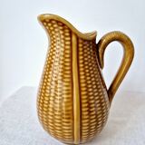 Ceramic "corn grain" pitcher in slip - Vintage
