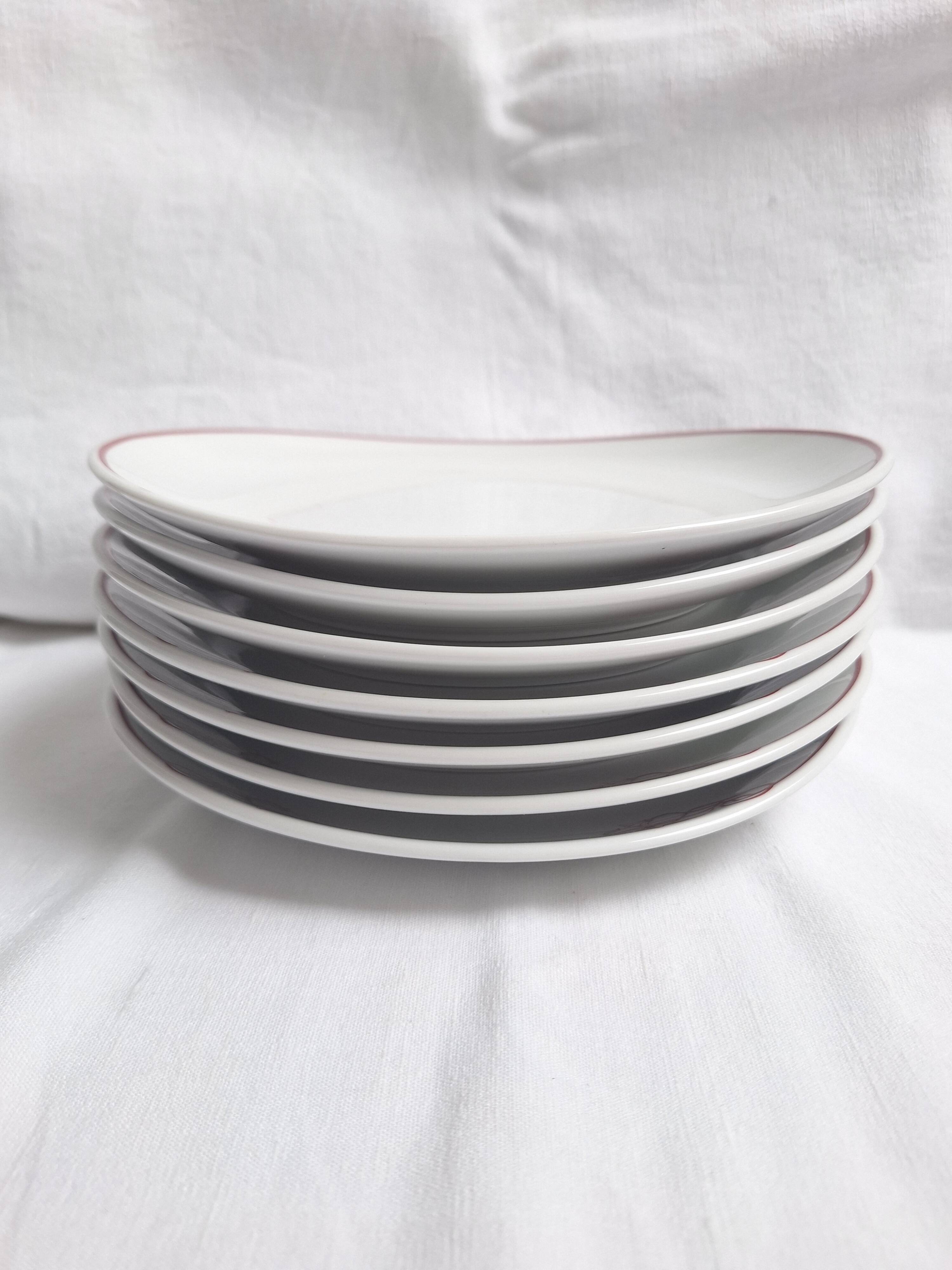 Oval dessert plates Pillivuyt