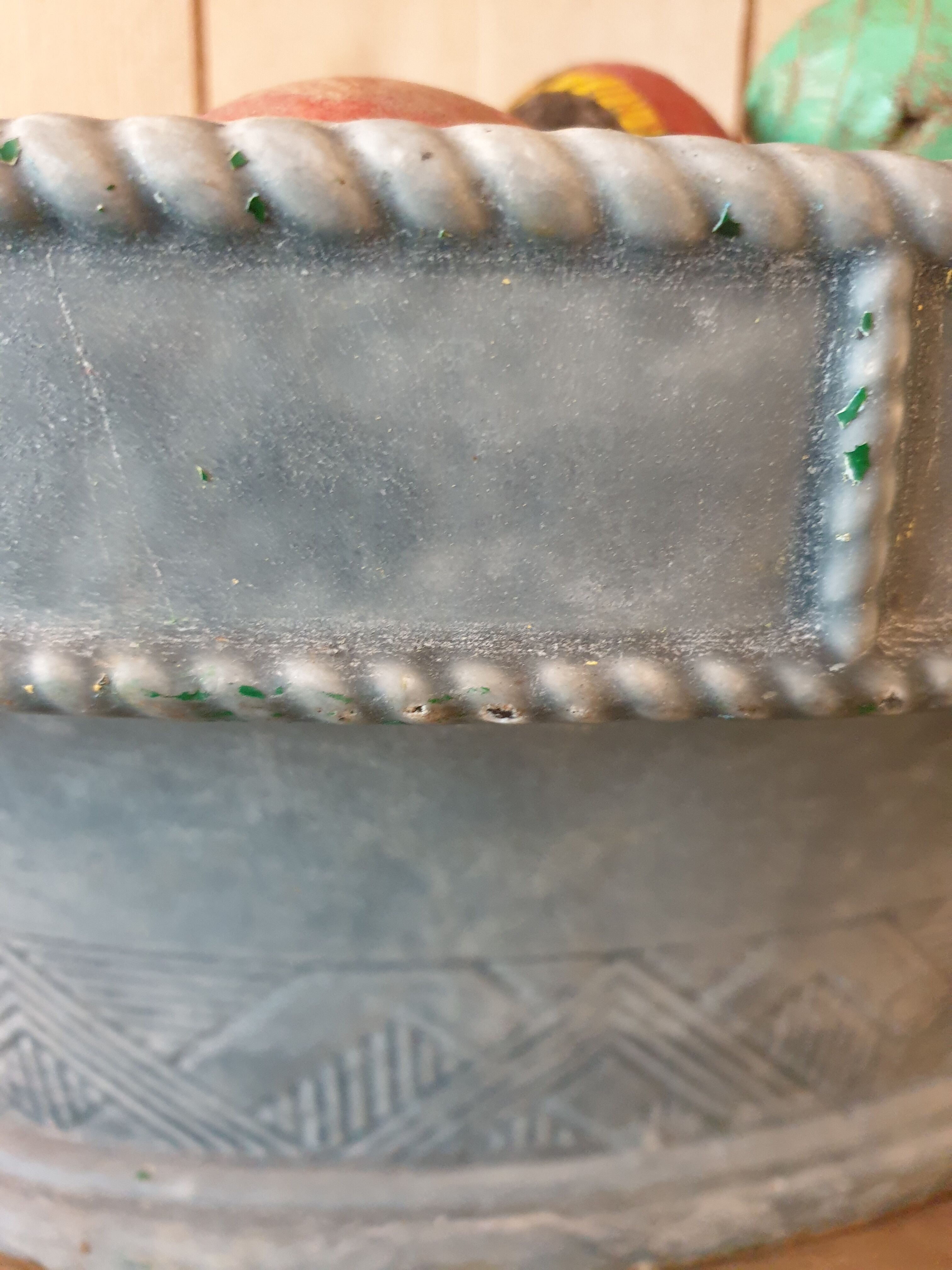 Iron cast-iron planter