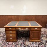Large Classic English Chesterfield Desk Partnerdesk