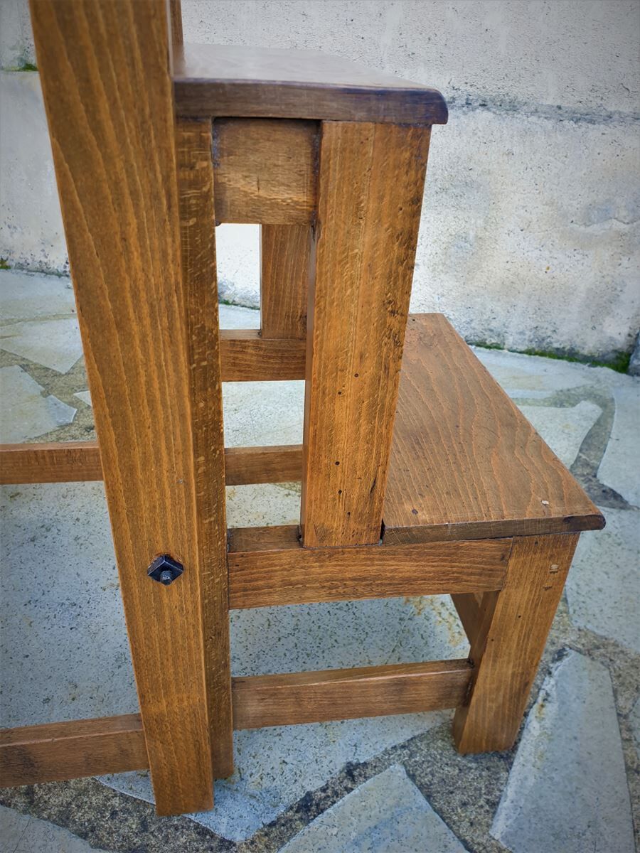 Old stepladder