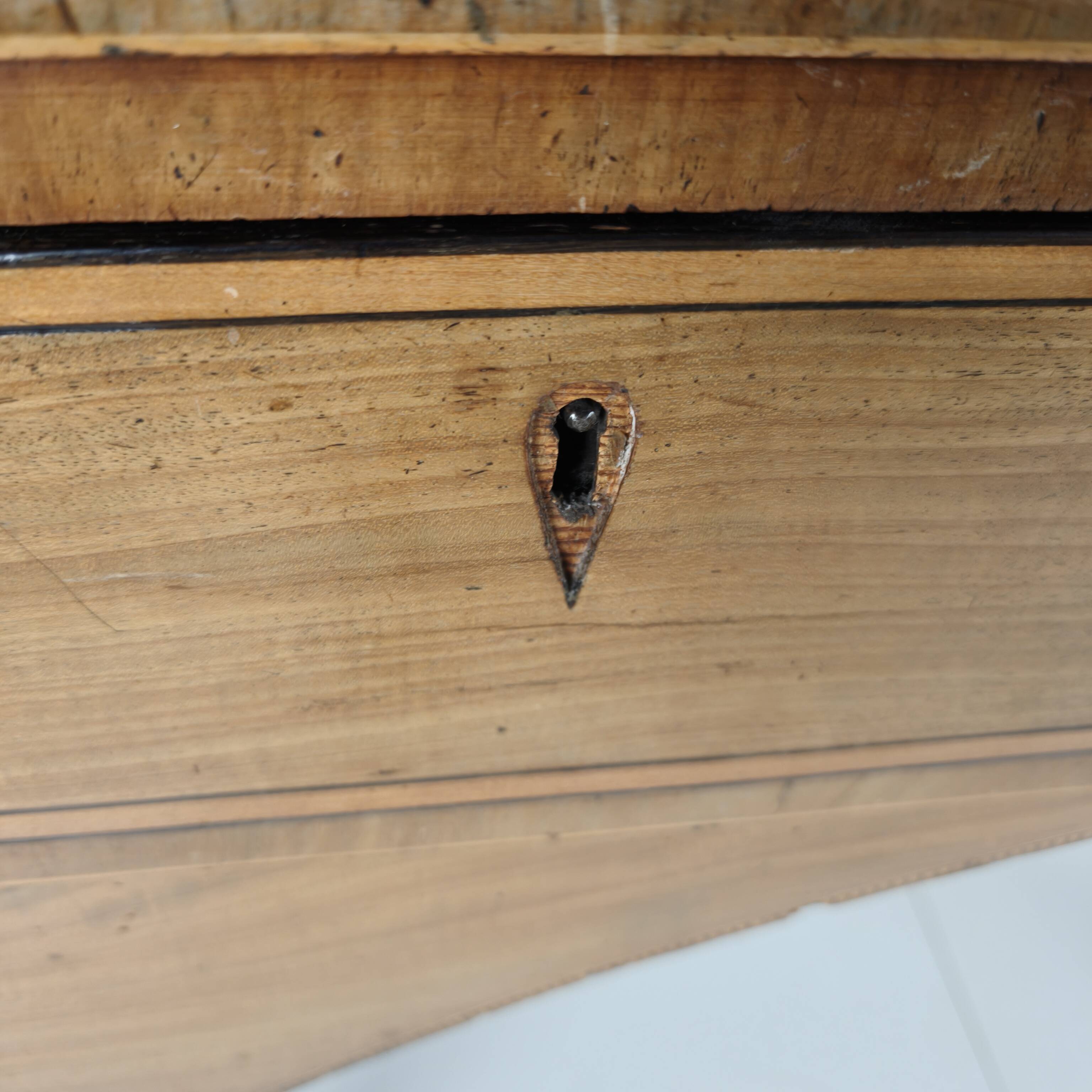 English Georgian Revival Sideboard – 19th early Century