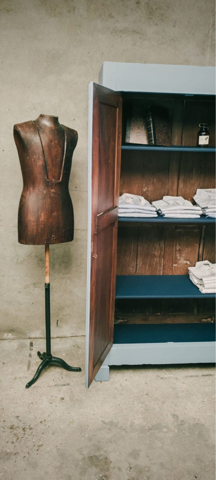 Armoire parisienne bleu ciel