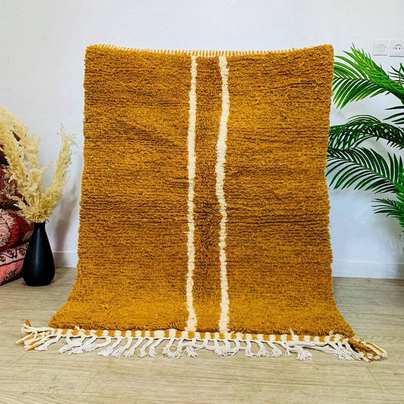 Traditional handmade Beni Ouarine rug 250cmx150cm