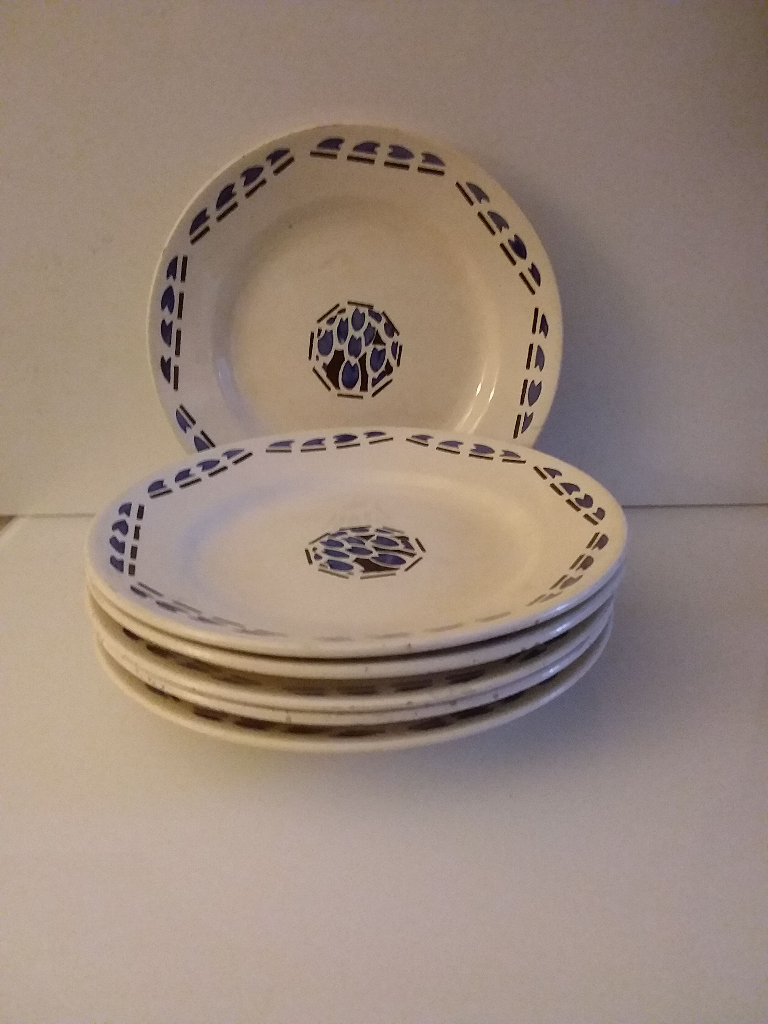 6 very old plates U&C Sarreguemines Model Arlette year 1960 hand painted earth