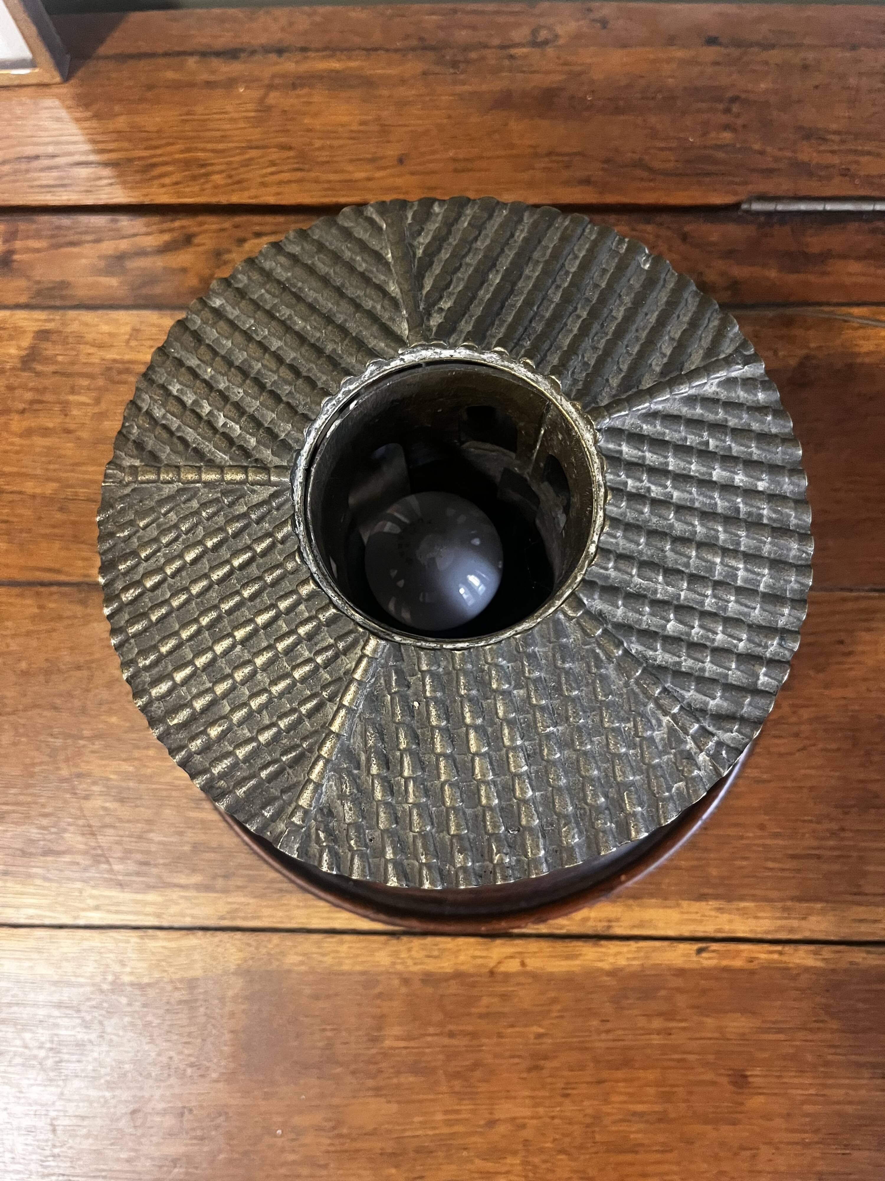 Bronze lamp