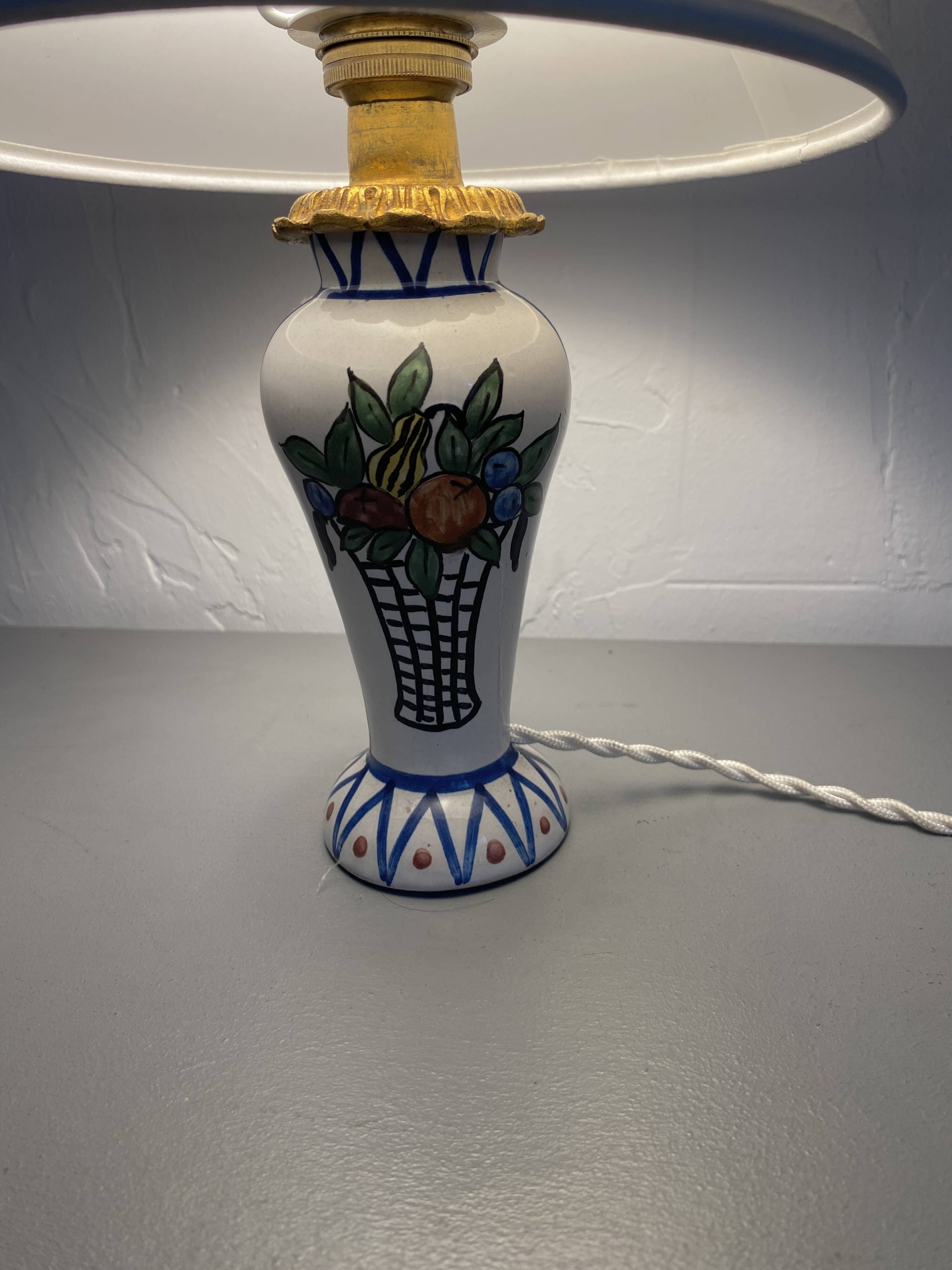 1930 lamp signed Delcourt, fabric cable, lampshade