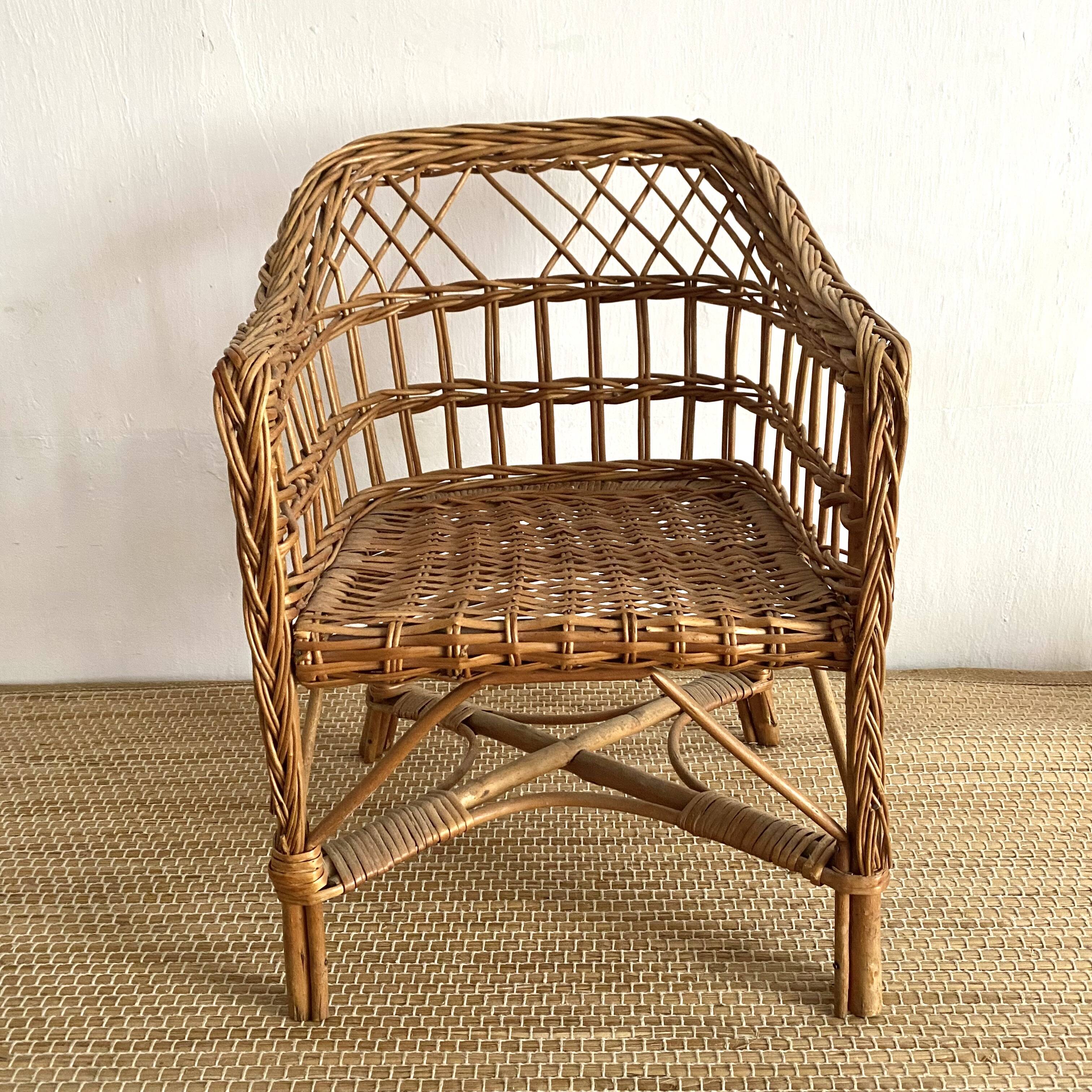 Children's rattan armchair from the 60s and 70s