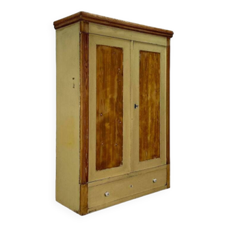 Armoire