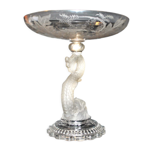 Coupe sur pied dauphin