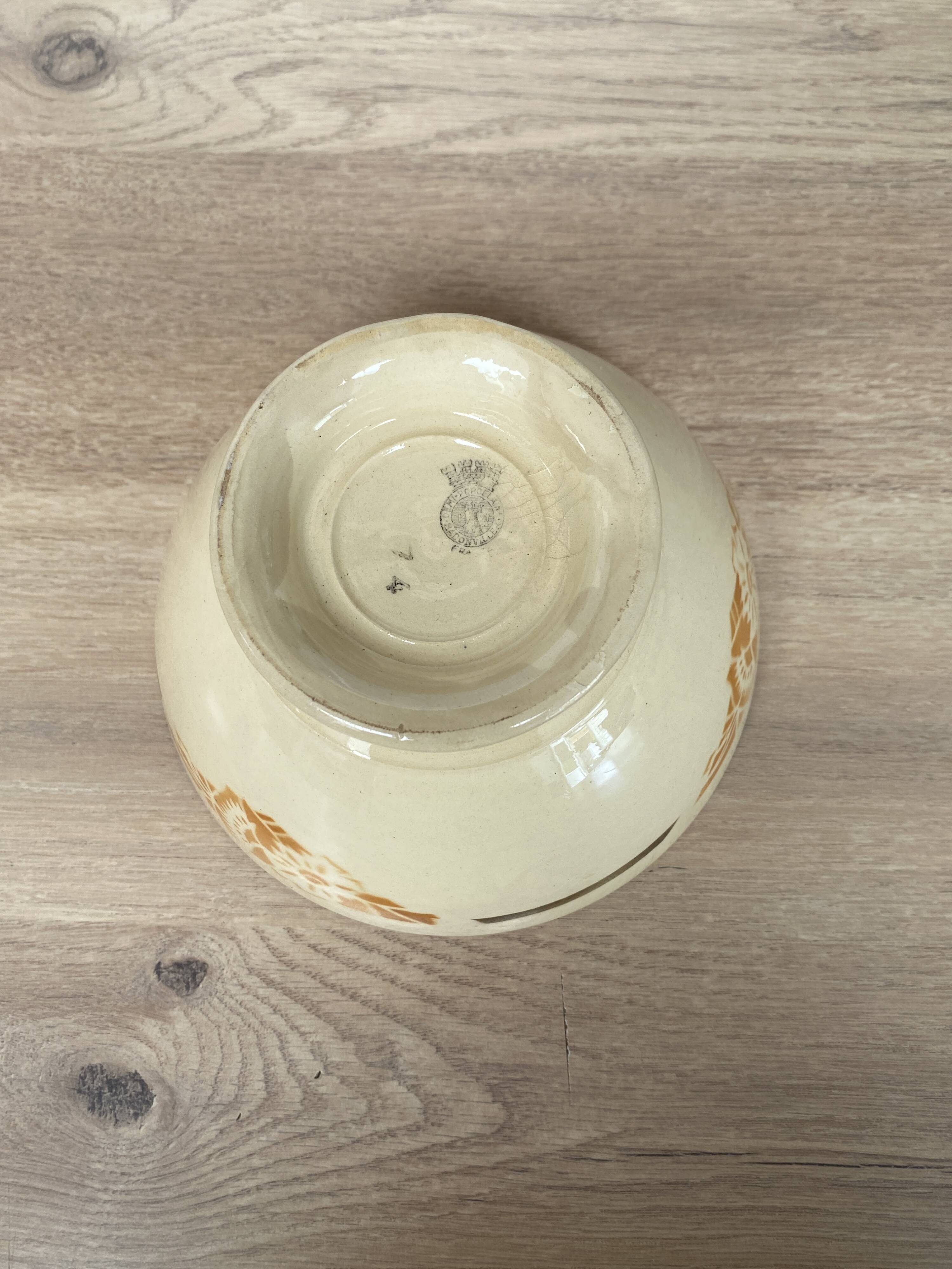 Antique half-porcelain bowl from Badonviller