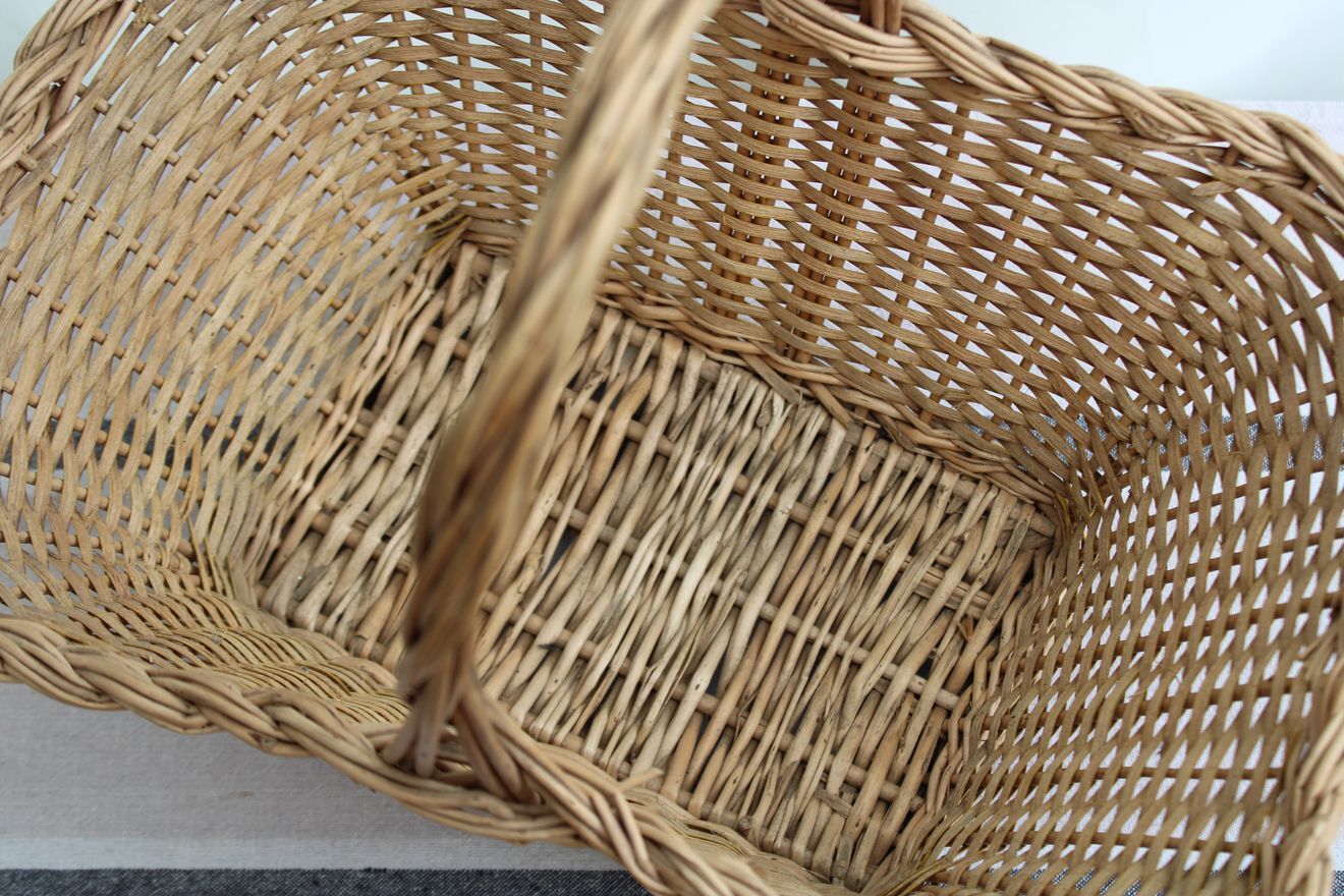 Wicker basket