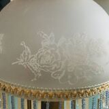Tassel table lamp