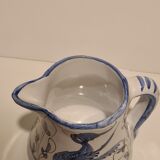 Moustier milk pot decorating blue birds