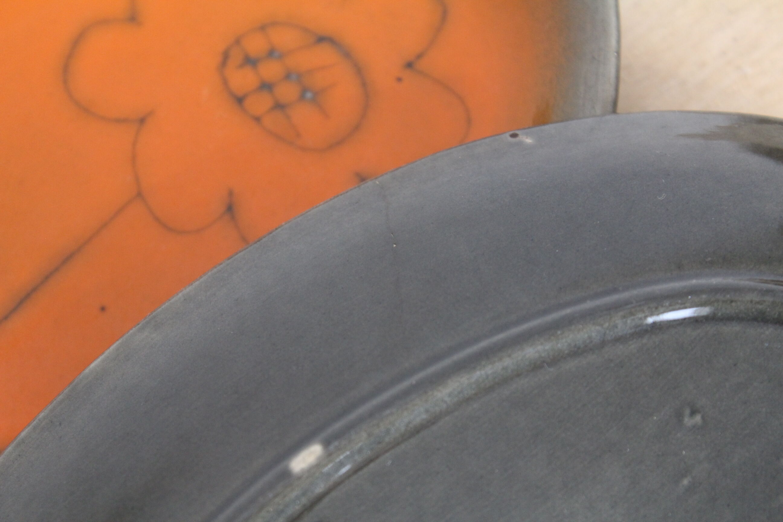 Set of 2 ceramic aperitif cups Niedervillers Calut, mid century, orange flowers