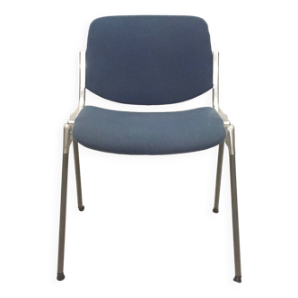 Chaise années 70 Castelli bleue