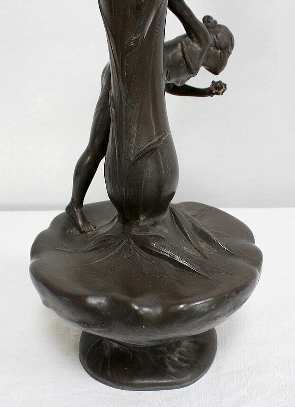 Pewter vase, "Young woman picking a water lily", signed P. Jean, Art Nouveau early twentieth century