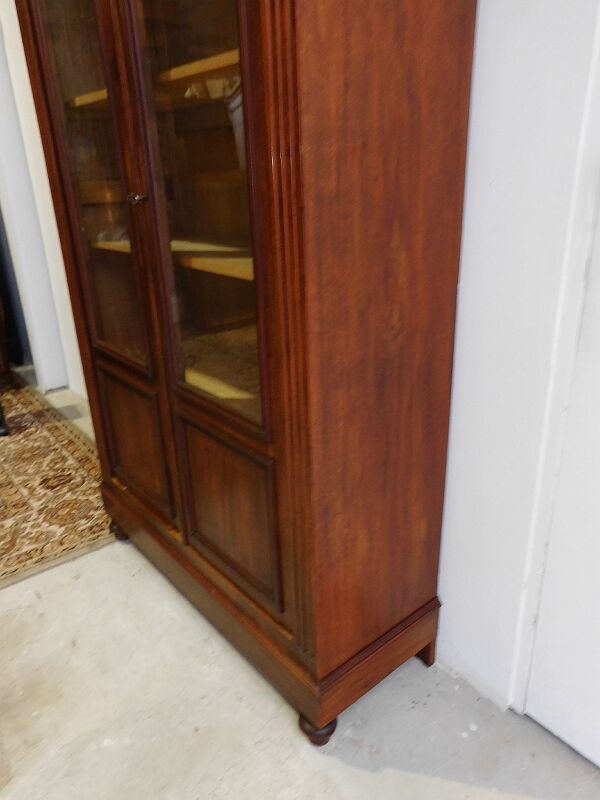 Library 2 walnut doors of the nineteenth century