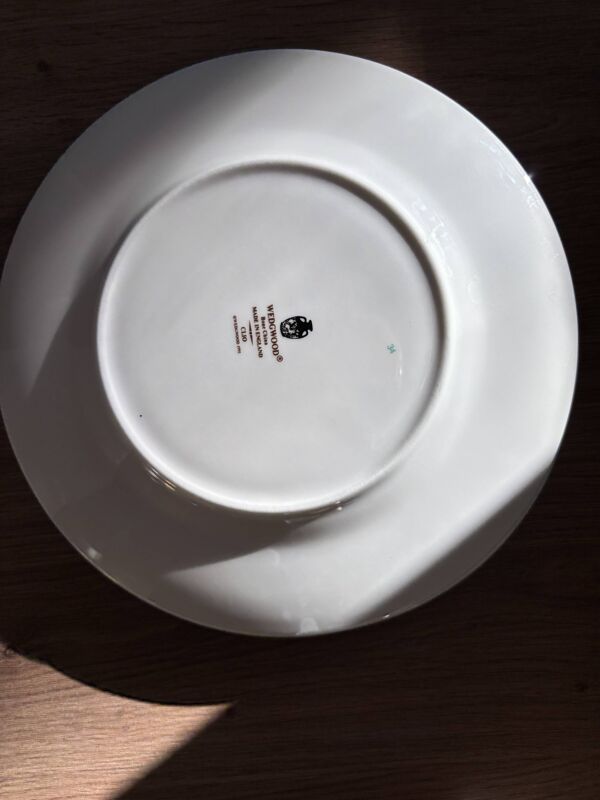 Petites assiettes Wedgwood