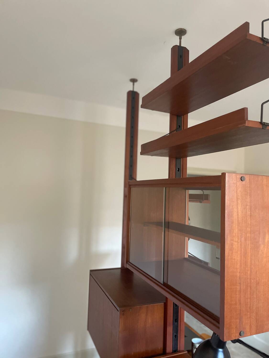 Double-sided modular library room divider