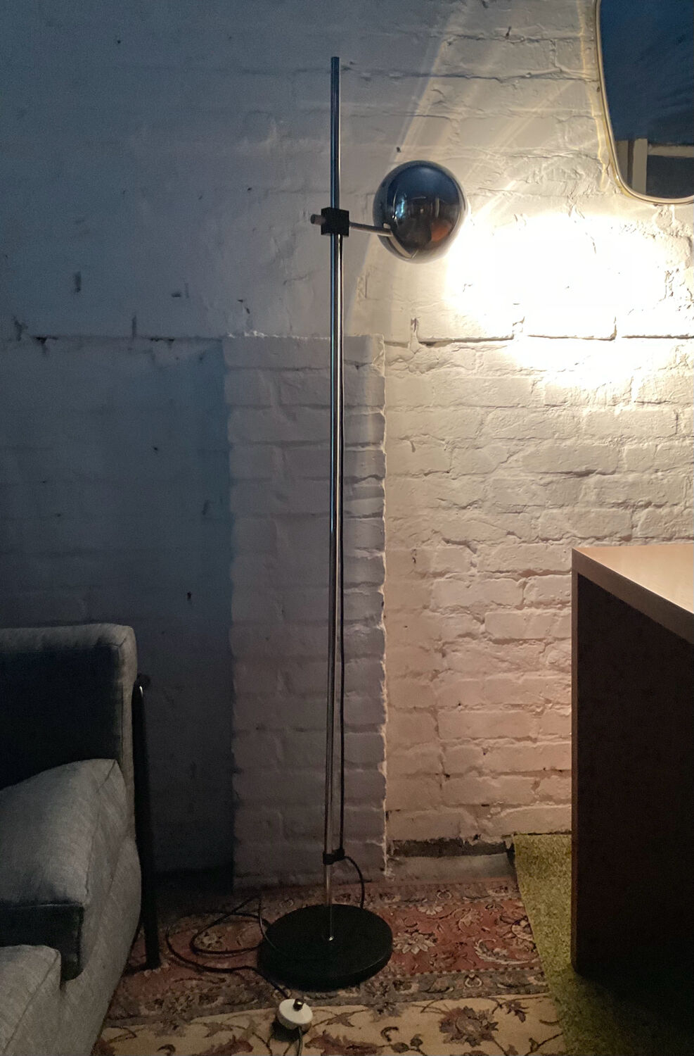 EyeBall floor lamp from the 70s in chromed metal