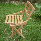 Wooden folding child chair