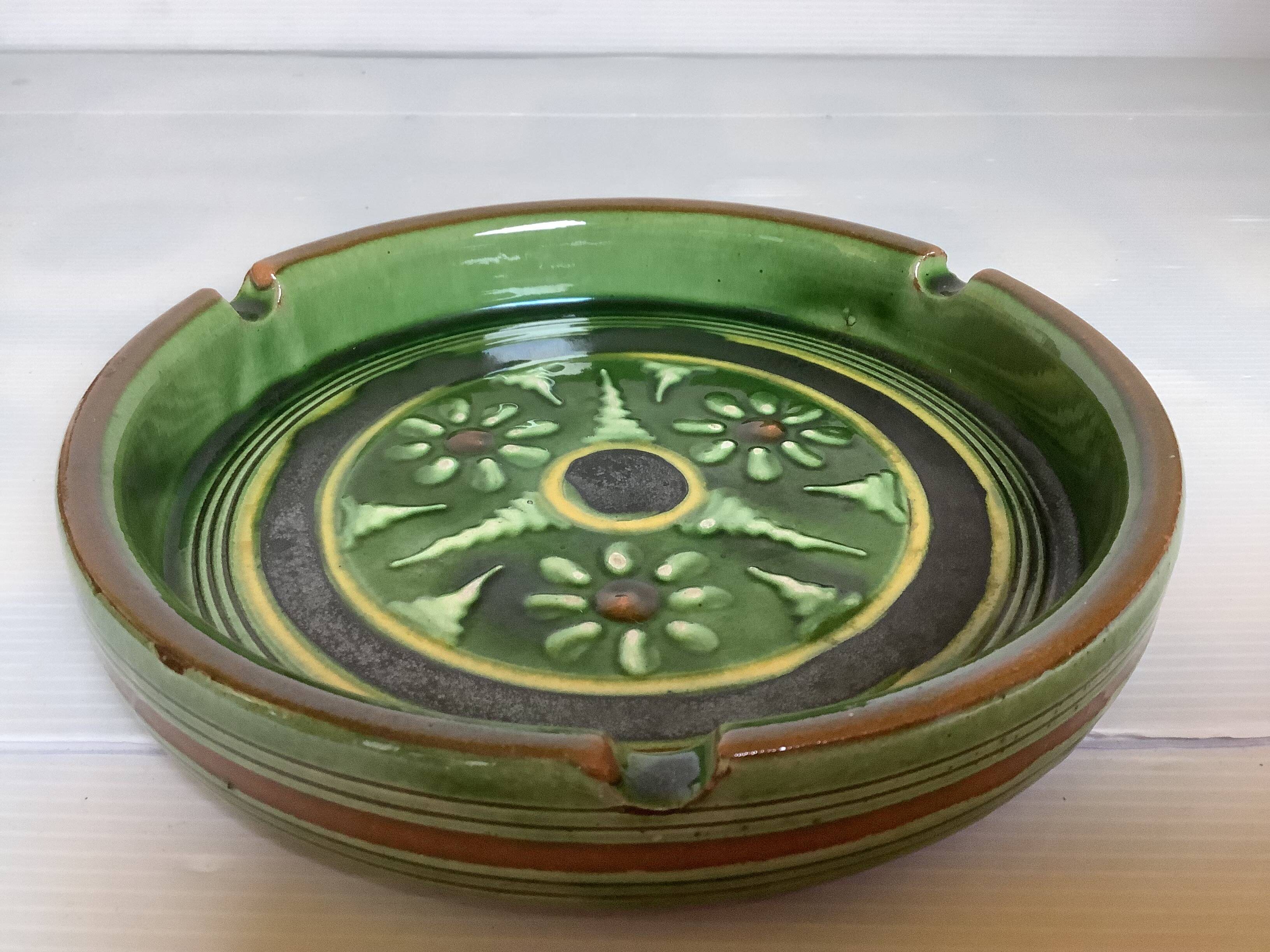 Puigdemont fir green and black ashtray pocket emptier