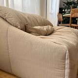 Chauffeuse Plumy Annie Hiéronimus pour Cinna