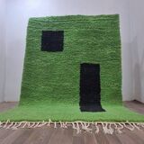 Handwoven natural wool rug, traditional style, size 200 x 300 cm