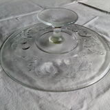 Flat stand with pies and glass cakes